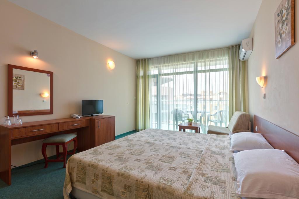 Hotel L&B- Free Parking Napospart Kültér fotó